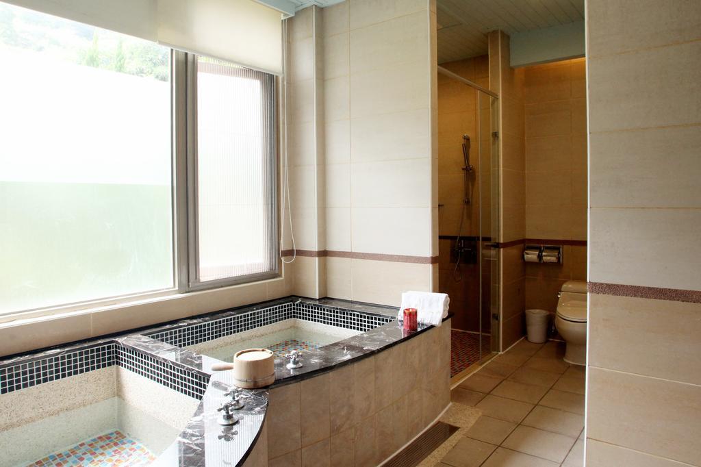 Beauty Garden Hotel Wulai Extérieur photo