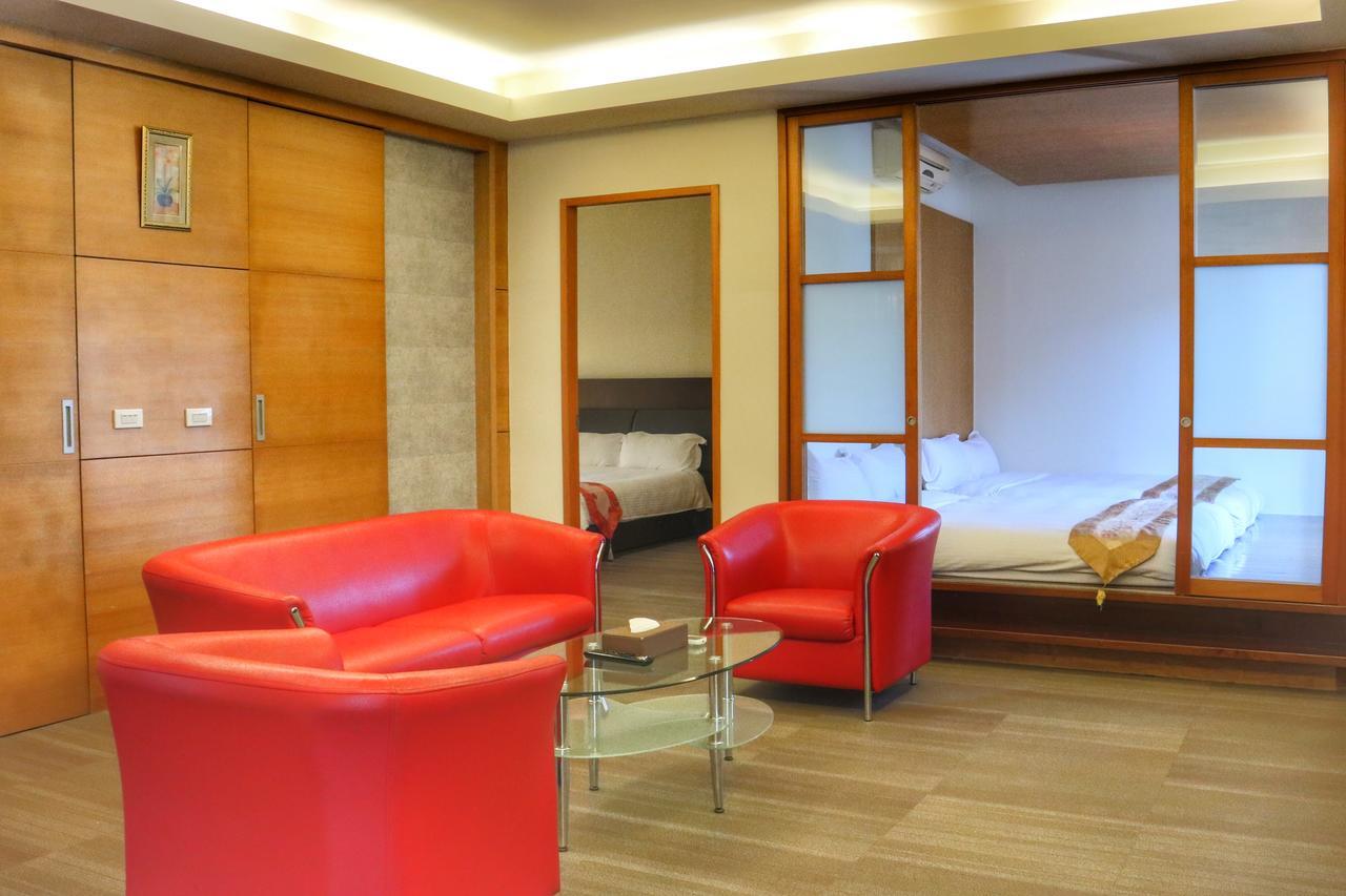 Beauty Garden Hotel Wulai Extérieur photo
